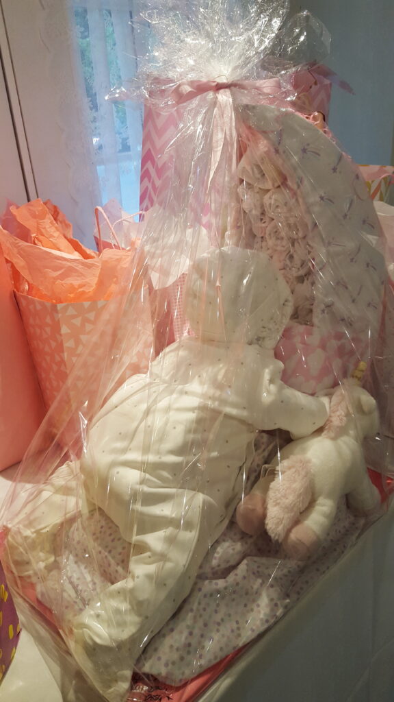 BizzyLiddleDee - Moon Baby Diaper Cake